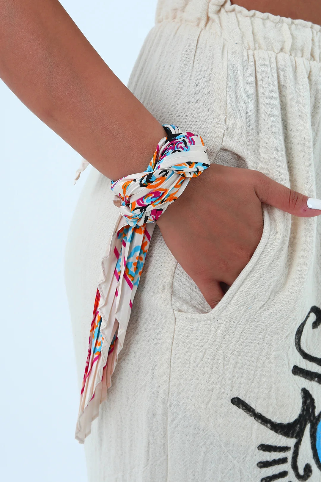 Rose çok renkli piliseli bandana,fular Krem