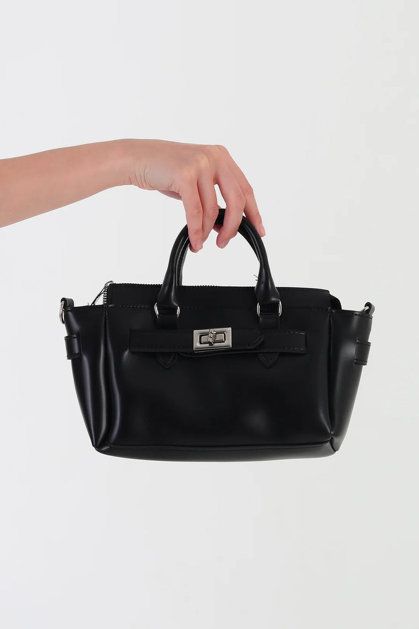 Sandra Kilit Detaylı Mini Çapraz Çanta Siyah