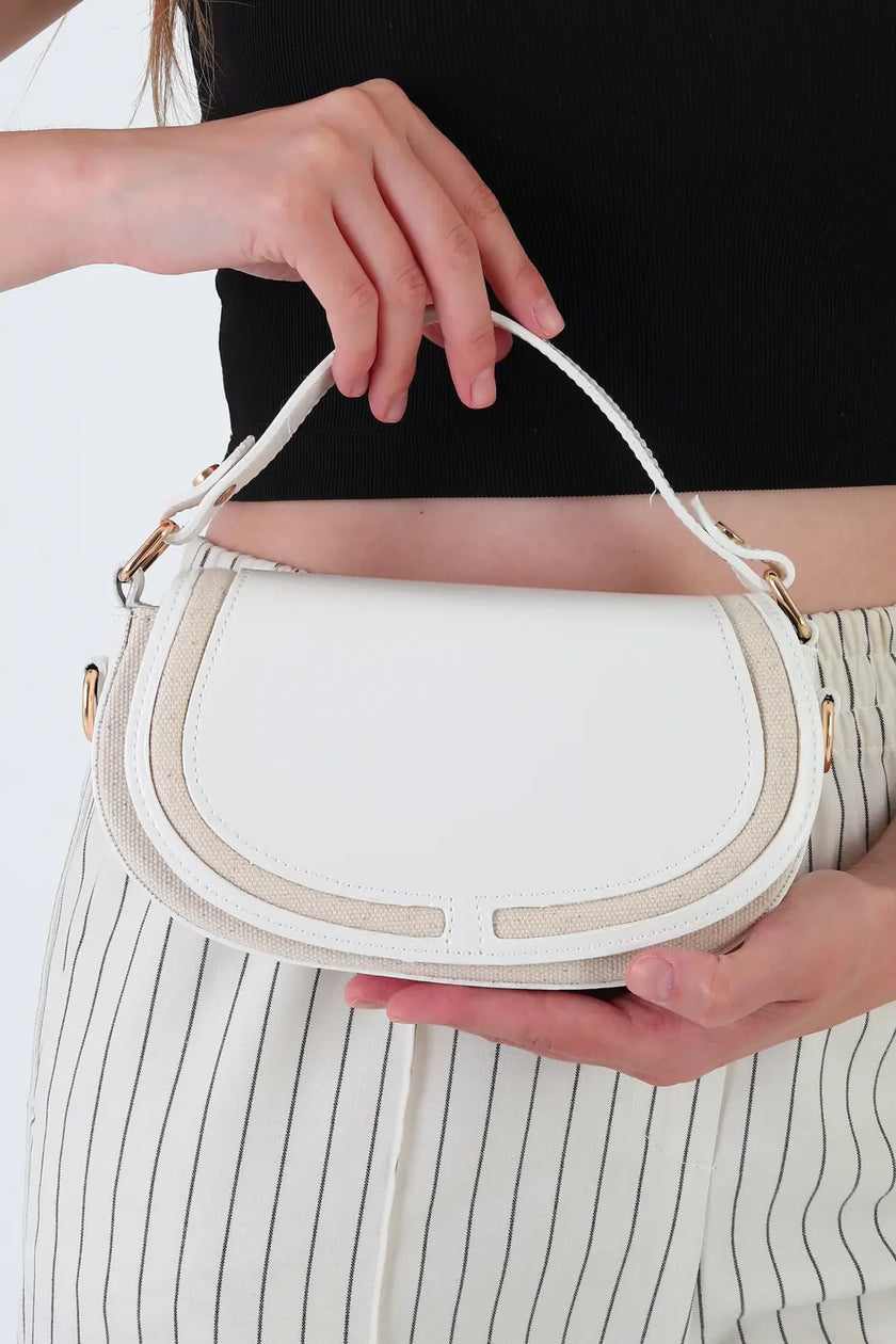 Daisy Kapaklı Çapraz Çanta Beyaz