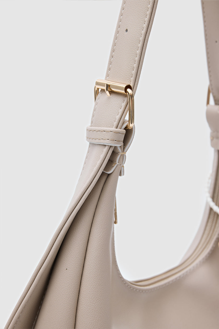 Vilma Charmlı Salaş Omuz Çantası Bej