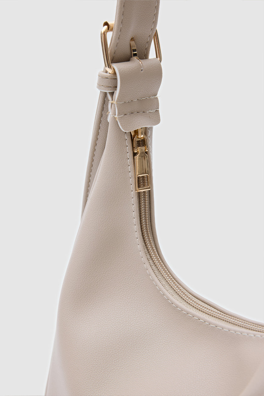 Vilma Charmlı Salaş Omuz Çantası Bej