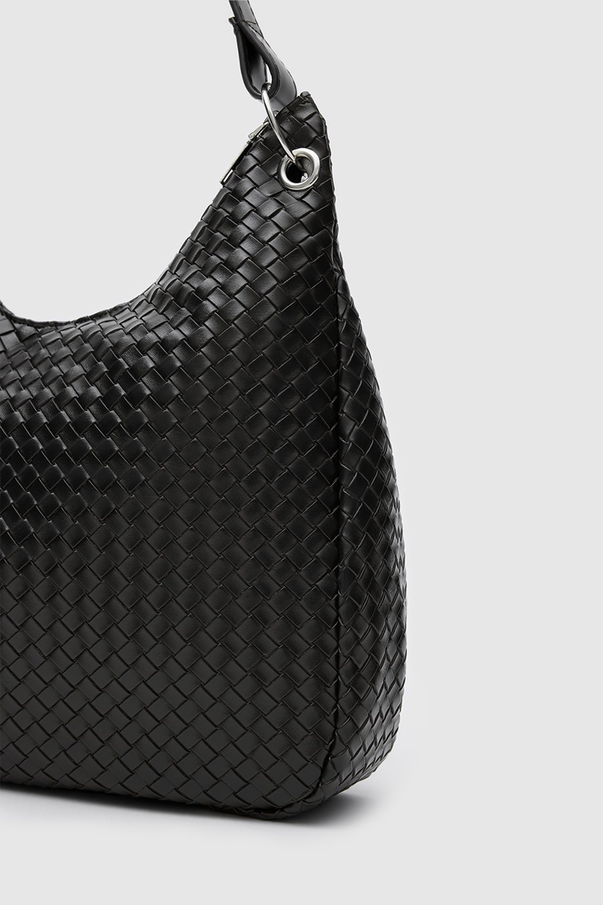 Nervo Örgülü Omuz Çantası Siyah