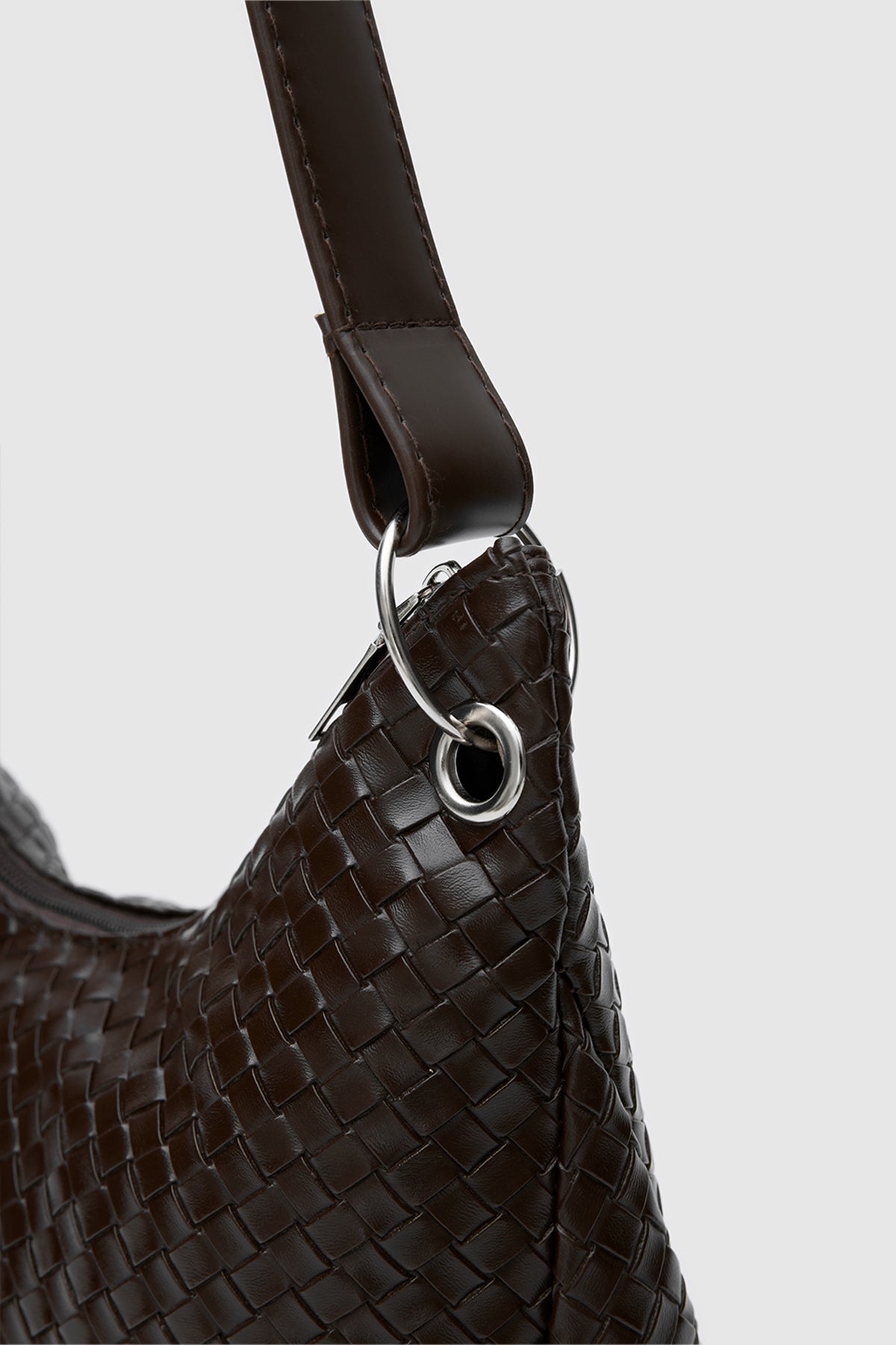 Nervo Örgülü Omuz Çantası Acı Kahve