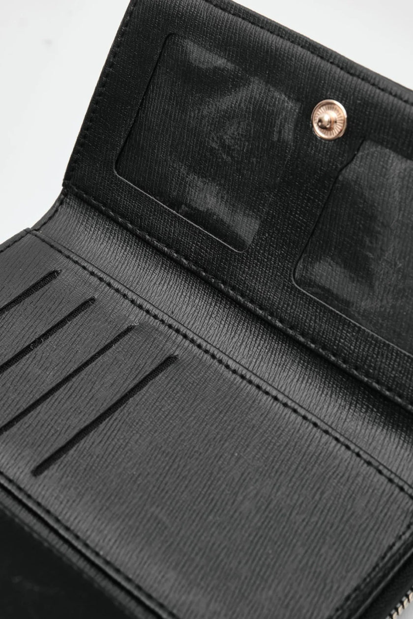 Lotus Ponpon Detaylı Yumuşak Cüzdan Siyah