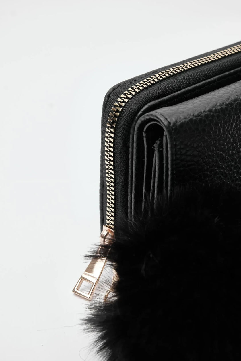 Lotus Ponpon Detaylı Yumuşak Cüzdan Siyah